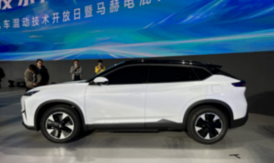 車動態:東風風神L7首發;新極氪001大定破3萬
