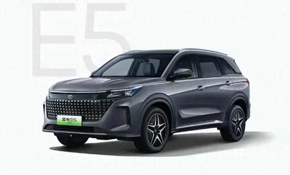 藍電E5中型SUV正式上市,賣9.98萬,問界還不急?