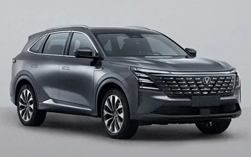 長(zhǎng)安六款新車(chē)齊申報(bào),明年停售燃油車(chē),圍剿比亞迪?