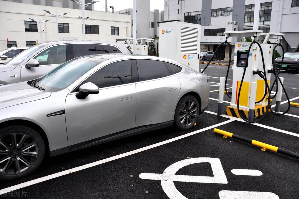 準備換純電車的朋友,不要急,先了解清楚這4點再換,你會感謝我