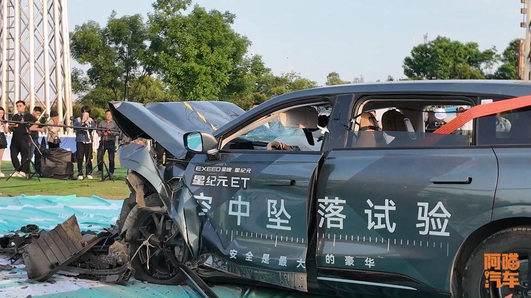 高空墜落,翻滾實驗,續航挑戰,這些硬核測試,為何只有奇瑞敢做