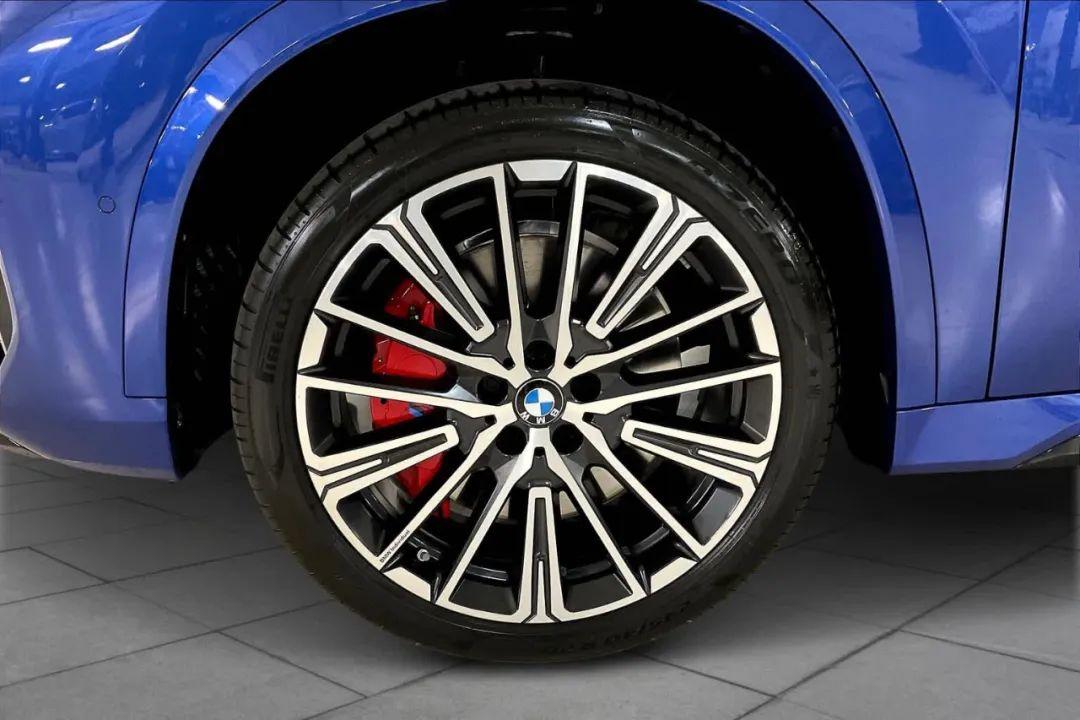 300hp!40萬(wàn)左右?即將國(guó)產(chǎn)的全新X1 M35Li配置詳解,值得買嗎?