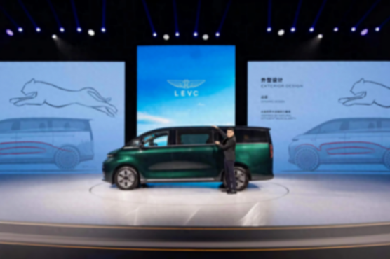 又推重磅車型,吉利“攪局”高端純電MPV市場?