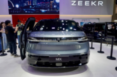 又推重磅車型,吉利“攪局”高端純電MPV市場?