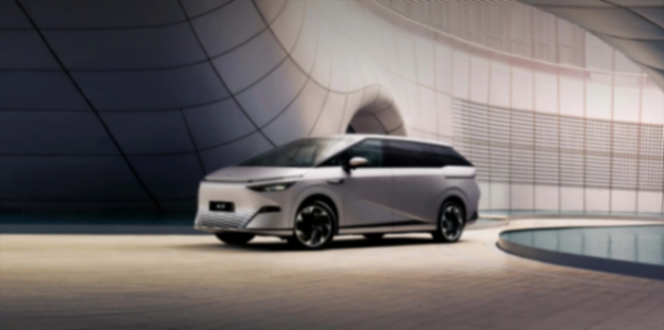 又推重磅車型,吉利“攪局”高端純電MPV市場?