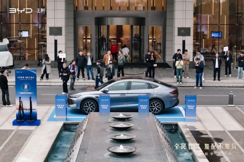 實測比亞迪宋 L EV 智駕版:復雜路況下的智能駕駛實力究竟多強?